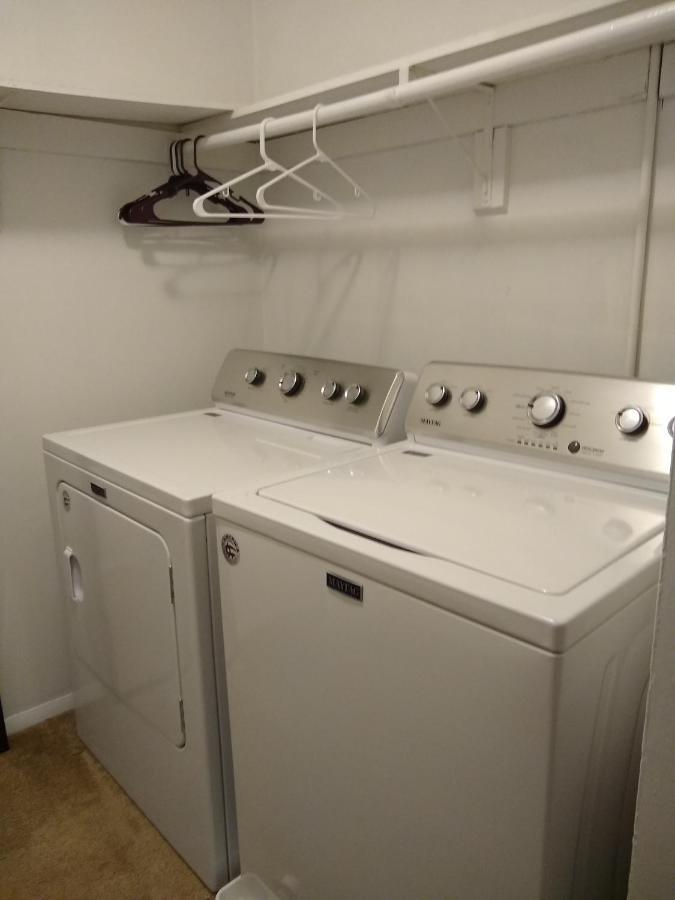 Desirable Condo In Central Raleigh Buitenkant foto