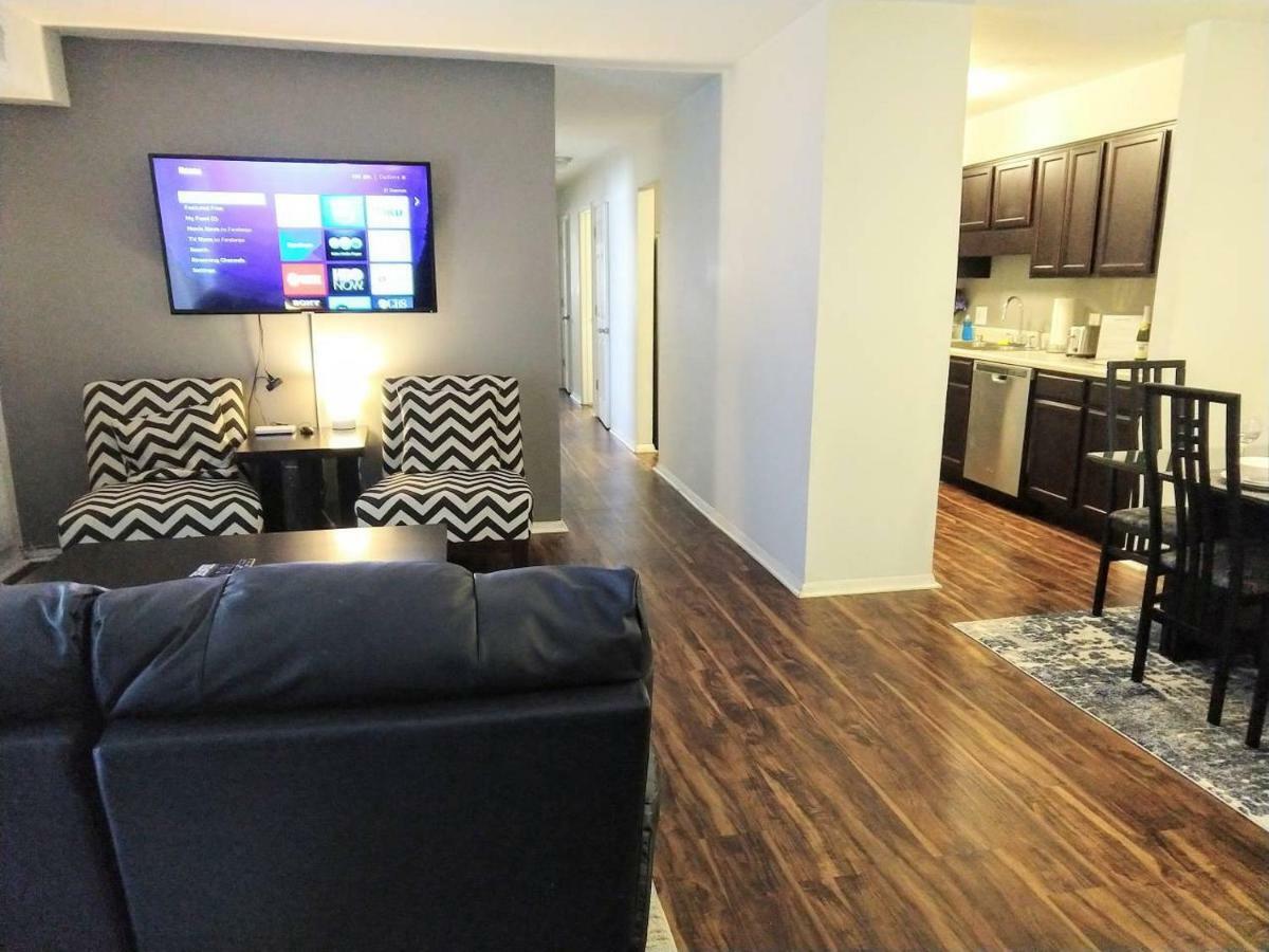 Desirable Condo In Central Raleigh Buitenkant foto